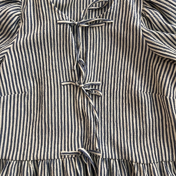 Striped Blue and White Tie-Front Top - Picture 1 of 3